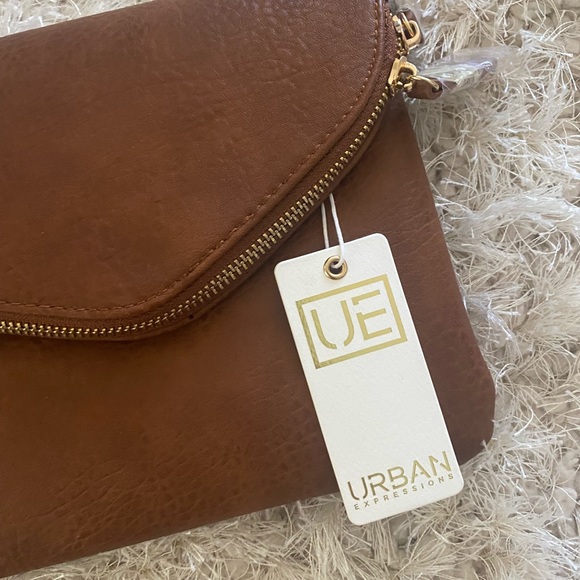 Gorgeous Versatile Clutch in Stunning Cognac - NWT - Picture 5 of 9